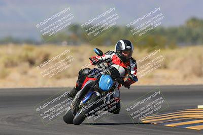 media/Nov-06-2023-Moto Forza (Mon) [[ce023d0744]]/3-Intermediate Group/Session 3 (Turn 16)/